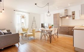 Central Rijeka Apartments Ciottina 24
